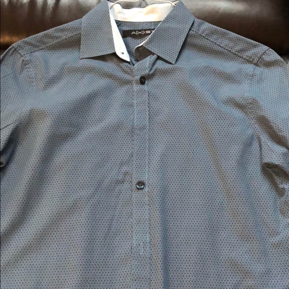 Patterned Axist Shirt - Picture 3 of 5